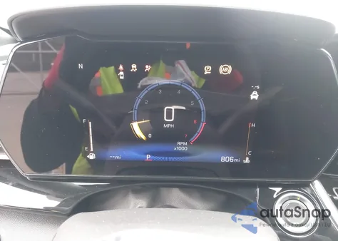 2025 Chevrolet Trax Fwd 2Rs from USA, damaged, VIN KL77LJEP0SC329975